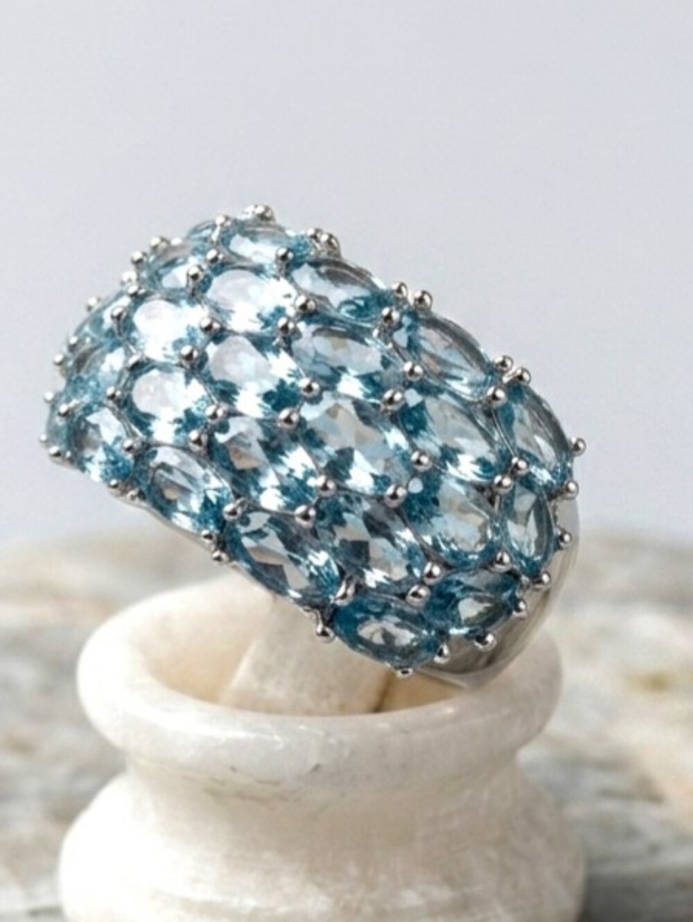 6.75ct Blue Topaz Silver Band Ring